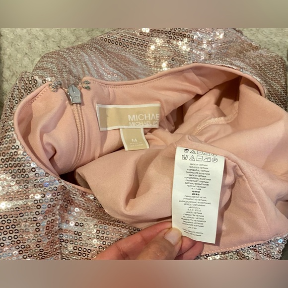 Michael Kors Sparkling Sequins Over Pink Zebra Print Sequin Crop Top - Size M - Picture 9 of 15